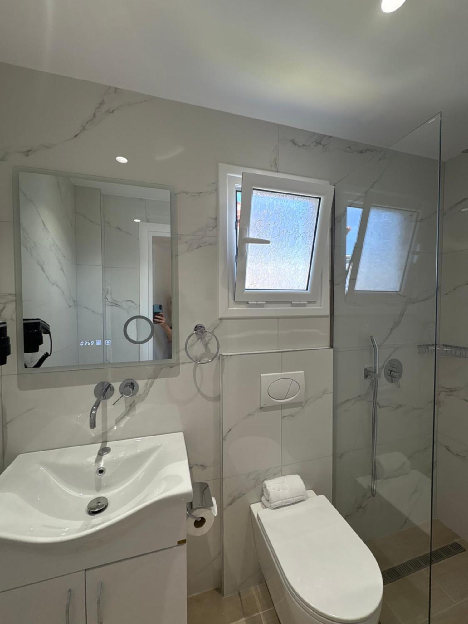 Xhonis Apartments Ksamil Luaran gambar